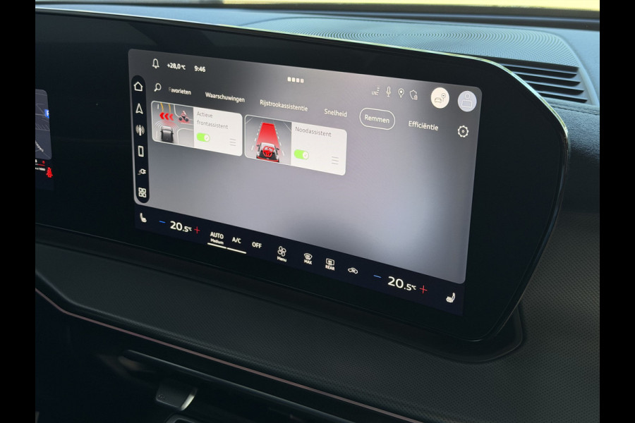 Audi Q3 1.5 e-hybrid |S edition | 272pk | Leer | Pano | Trekhaak | Stoel/Stuur verw | Matrix Led | 20'' Lmv S Line | S-Line | S-edtion