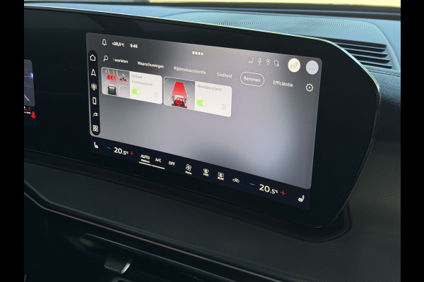 Audi Q3 1.5 e-hybrid |S edition | 272pk | Leer | Pano | Trekhaak | Stoel/Stuur verw | Matrix Led | 20'' Lmv S Line | S-Line | S-edtion