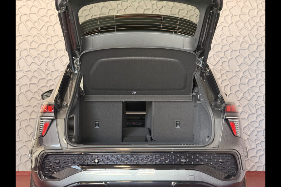 Audi Q3 1.5 e-hybrid |S edition | 272pk | Leer | Pano | Trekhaak | Stoel/Stuur verw | Matrix Led | 20'' Lmv S Line | S-Line | S-edtion