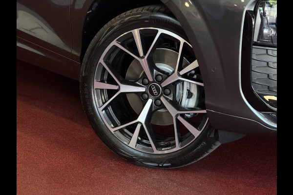Audi Q3 1.5 e-hybrid |S edition | 272pk | Leer | Pano | Trekhaak | Stoel/Stuur verw | Matrix Led | 20'' Lmv S Line | S-Line | S-edtion