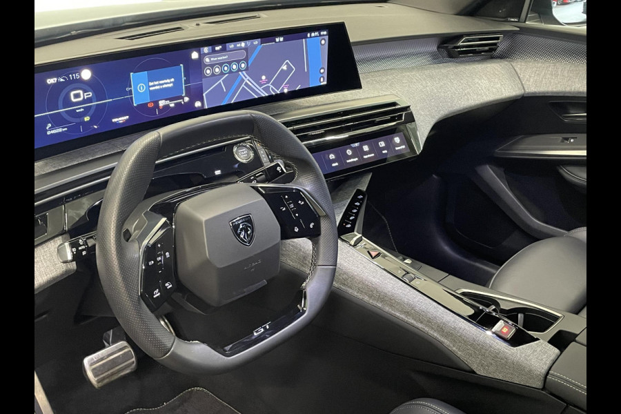 Peugeot 3008 1.2 Hybrid 136 e-DCS Aut. GT Exclusive Panoramadak Nappa leder + elektrische stoelen 360° Camera PDC VA Adaptive Cruise LED Matrix FOCAL Audio
