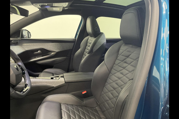 Peugeot 3008 1.2 Hybrid 136 e-DCS Aut. GT Exclusive Panoramadak Nappa leder + elektrische stoelen 360° Camera PDC VA Adaptive Cruise LED Matrix FOCAL Audio