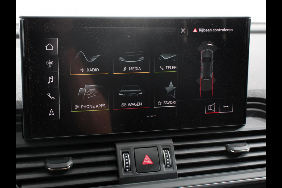 Audi Q5 50 TFSI e quattro S edition Climate control Adaptieve cruise control Led Apple Carplay/ Android Auto Parkeersensoren Verwarmde voorstoelen Keyless Lane assist Lichtmetalen velgen