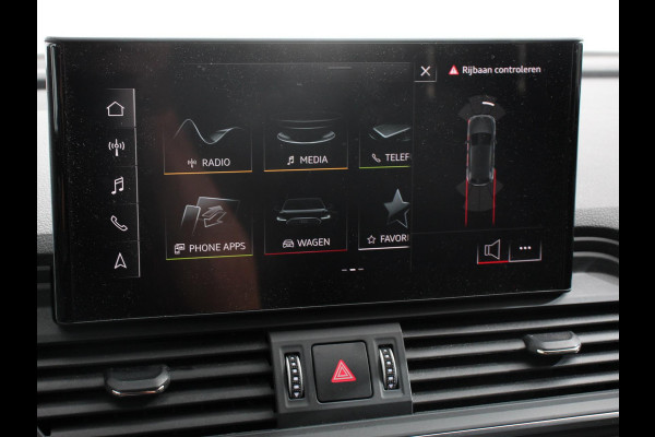 Audi Q5 50 TFSI e quattro S edition Climate control Adaptieve cruise control Led Apple Carplay/ Android Auto Parkeersensoren Verwarmde voorstoelen Keyless Lane assist Lichtmetalen velgen