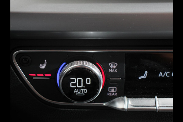 Audi Q5 50 TFSI e quattro S edition Climate control Adaptieve cruise control Led Apple Carplay/ Android Auto Parkeersensoren Verwarmde voorstoelen Keyless Lane assist Lichtmetalen velgen