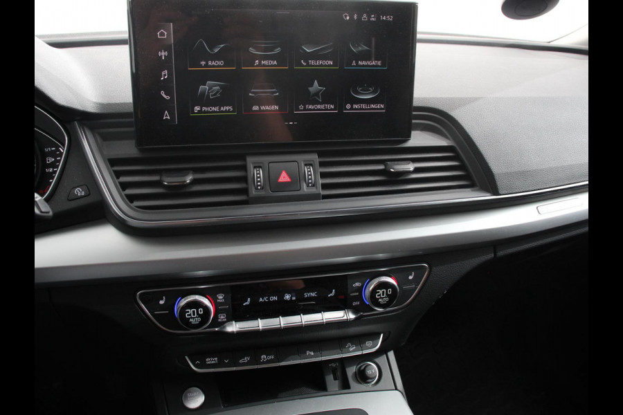 Audi Q5 50 TFSI e quattro S edition Climate control Adaptieve cruise control Led Apple Carplay/ Android Auto Parkeersensoren Verwarmde voorstoelen Keyless Lane assist Lichtmetalen velgen