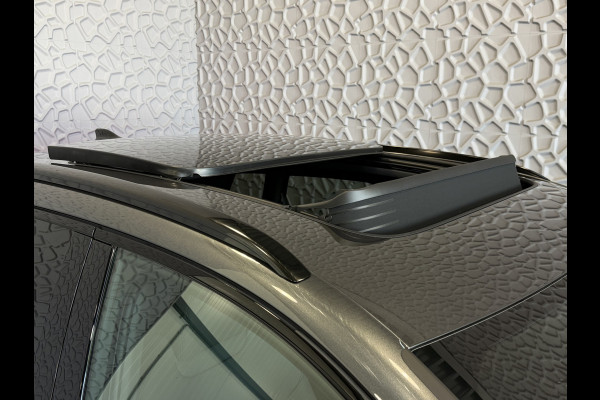 Audi Q3 1.5 e-hybrid |S edition | 272pk | Leer | Pano | Trekhaak | Stoel/Stuur verw | Matrix Led | 20'' Lmv S Line | S-Line | S-edtion