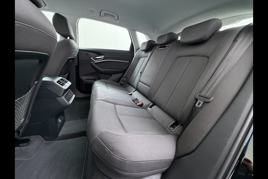 Audi e-tron 55 Quattro 408pk 95kWh SOH 92% Luchtvering LED Navi Ecc Edition Cruise Control Pdc Elek.Achterklep Lmv 19" Virtual Cockpit Led Isofix DAB Bluetooth 1e Eigenaar Origineel Nederlandse Auto Dealeronderhouden