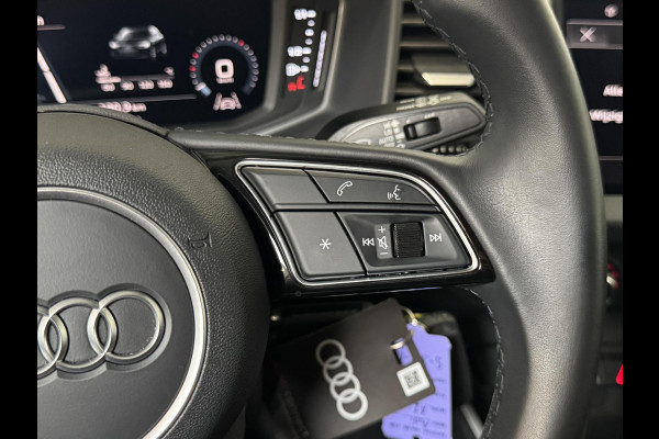 Audi A1 Sportback 30 TFSI 110pk Pro Line Navigatie MMi plus Airco Cruise control Instap verlichting Sportstoelen Lichtmetalen velgen