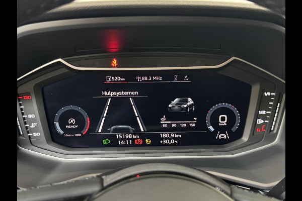 Audi A1 Sportback 30 TFSI 110pk Pro Line Navigatie MMi plus Airco Cruise control Instap verlichting Sportstoelen Lichtmetalen velgen