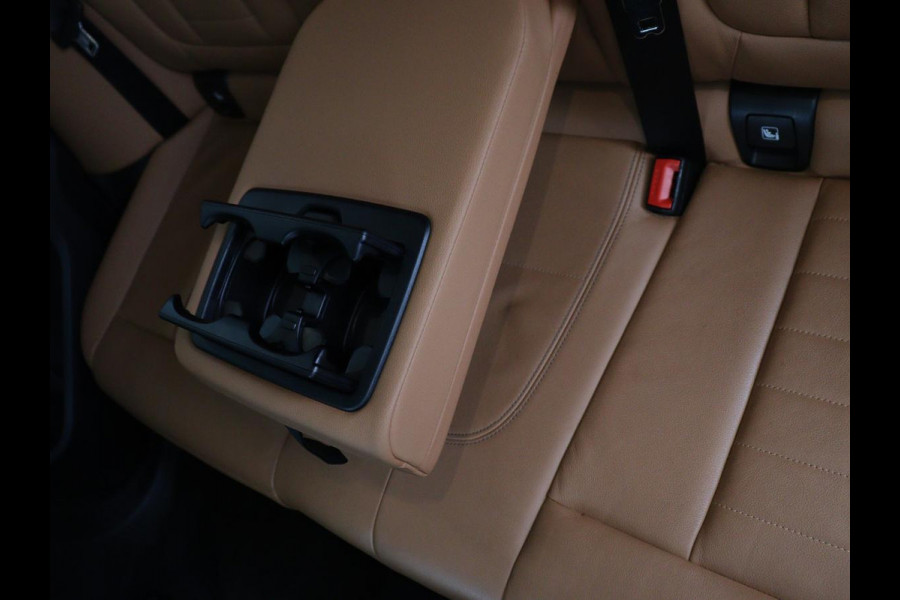 BMW X3 xDrive20i High Executive M-sport | Panoramadak | Head-up | Leder | Adaptive cruise | Camera | Park assist | Climate control | Stoelverwarming | Full LED | 3 zone klimaat |