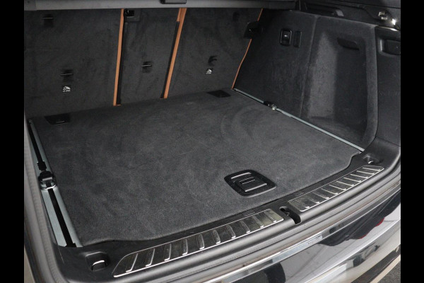 BMW X3 xDrive20i High Executive M-sport | Panoramadak | Head-up | Leder | Adaptive cruise | Camera | Park assist | Climate control | Stoelverwarming | Full LED | 3 zone klimaat |