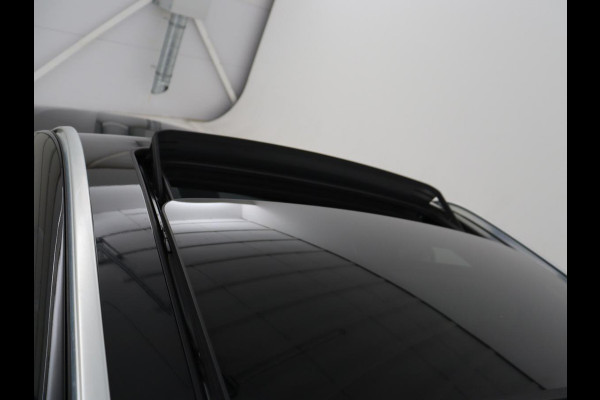 BMW X3 xDrive20i High Executive M-sport | Panoramadak | Head-up | Leder | Adaptive cruise | Camera | Park assist | Climate control | Stoelverwarming | Full LED | 3 zone klimaat |