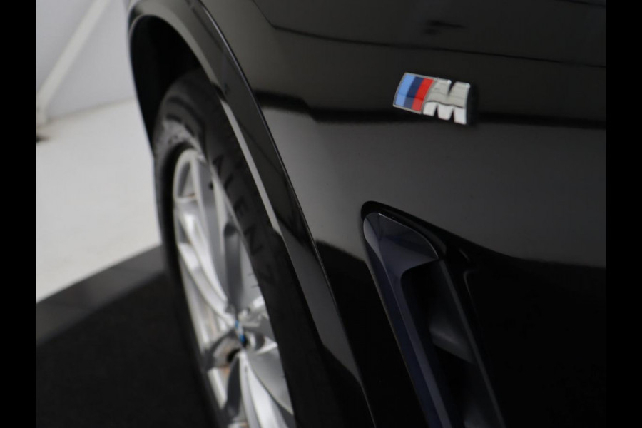 BMW X3 xDrive20i High Executive M-sport | Panoramadak | Head-up | Leder | Adaptive cruise | Camera | Park assist | Climate control | Stoelverwarming | Full LED | 3 zone klimaat |