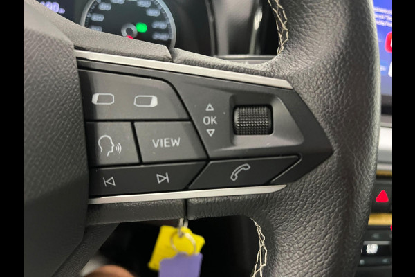 Seat Ibiza 1.0 TSI 110 pk DSG Urban Silver Full LED Navi 9,2 inch CarPlay Climatronic PDC Cruise Lane Assist Front Assist DAB+ 15 inch LMV