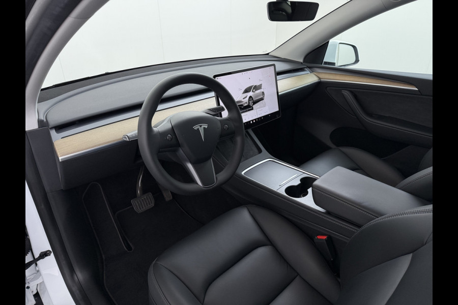 Tesla Model Y RWD 300PK LFP Accu Trekhaak Warmtepomp Leer Navi Ecc Adap.Cruise Panoramadak Camera's SOH 92,5% Stuur+Stoelverwarming Led Traffic-Aware Cruise Control Toybox Elek.Achterklep 1.600KG Trekgewicht 1e Eigenaar Origineel Nederlandse Auto
