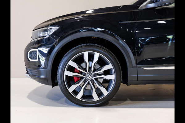 Volkswagen T-Roc 2.0 TSI 4Motion Sport / 190pk / Panorama dak / Achteruitrij camera / Leder /