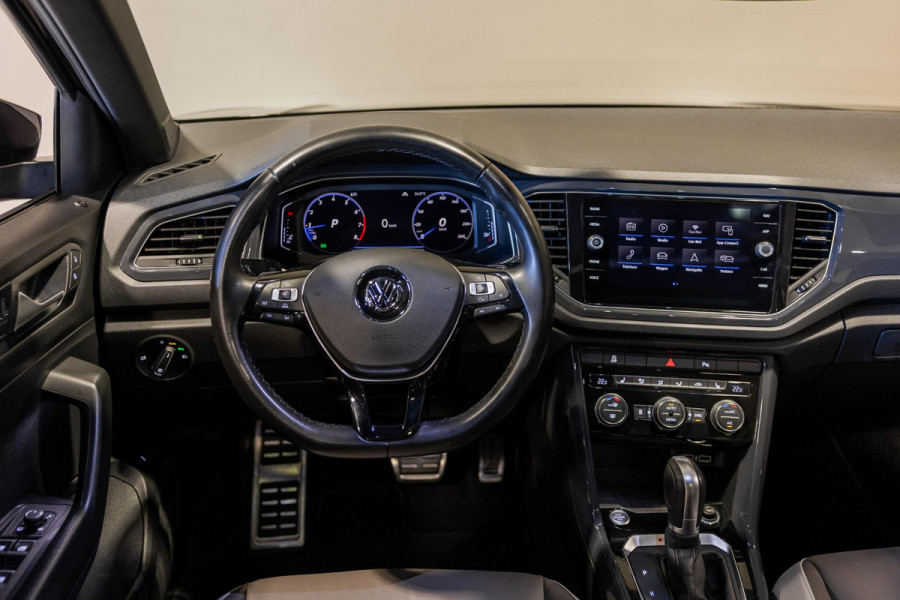 Volkswagen T-Roc 2.0 TSI 4Motion Sport / 190pk / Panorama dak / Achteruitrij camera / Leder /