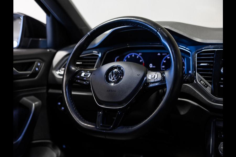 Volkswagen T-Roc 2.0 TSI 4Motion Sport / 190pk / Panorama dak / Achteruitrij camera / Leder /