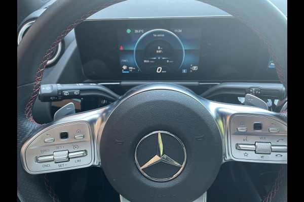 Mercedes-Benz GLA 200 163pk DCT AMG Line Navigatie Parkeersensoren Camera Cruise Control Stoelverwarming Ledverlichting Virtual Cockpit Climatronic