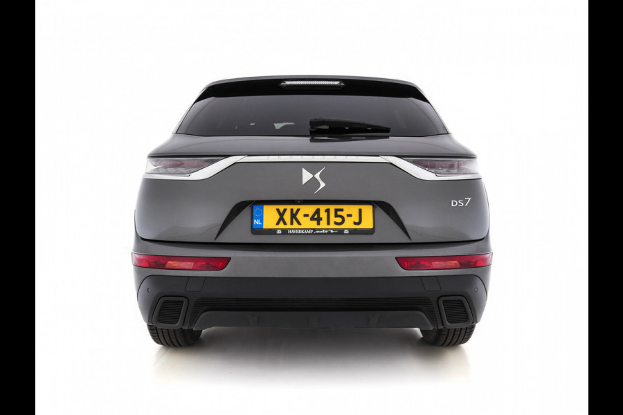 DS 7 Crossback 1.5 BlueHDI So Chic (INCL-BTW) *DIGI-COCKPIT | NAVI-FULLMAP | FULL-LED | MICROFIBRE | CAMERA | KEYLESS | CARPLAY | ADAPTIVE-CRUISE | DAB | PRIVACYGLASS | PDC | HEATED-SPORTSEATS | TOWBAR | 18"ALU*