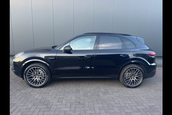 Porsche Cayenne 3.0 E-Hybrid 1e Eig! dealer onderhoud! Incl.btw!