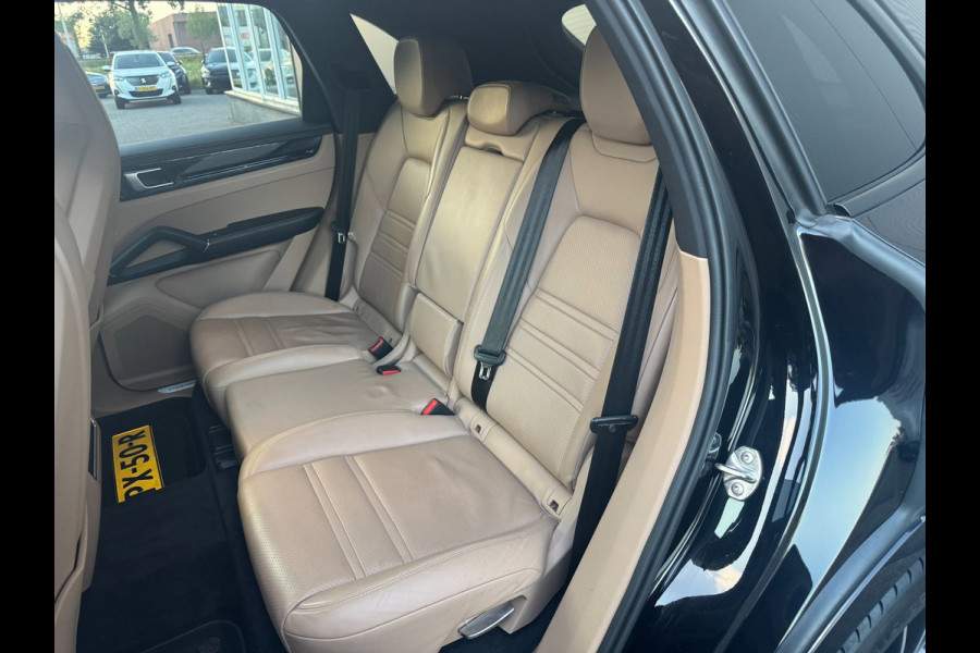 Porsche Cayenne 3.0 E-Hybrid 1e Eig! dealer onderhoud! Incl.btw!