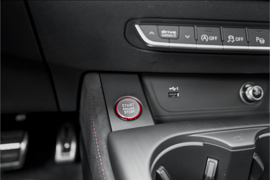 Audi RS5 Sportback 2.9 TFSI Quattro Pano Nardo RS Stoelen HUD ACC Black Optiek Sportuitlaat