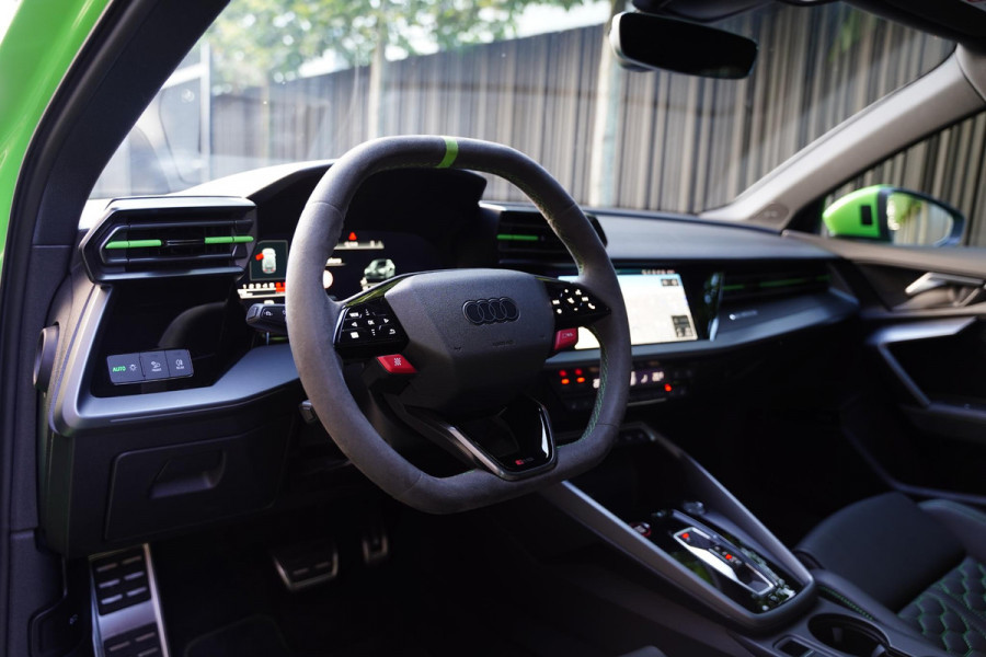 Audi RS 3 Sportback 2.5 TFSI Quattro / Kialamygreen / Panoramadak / SONOS