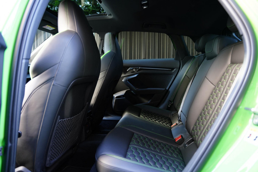 Audi RS 3 Sportback 2.5 TFSI Quattro / Kialamygreen / Panoramadak / SONOS