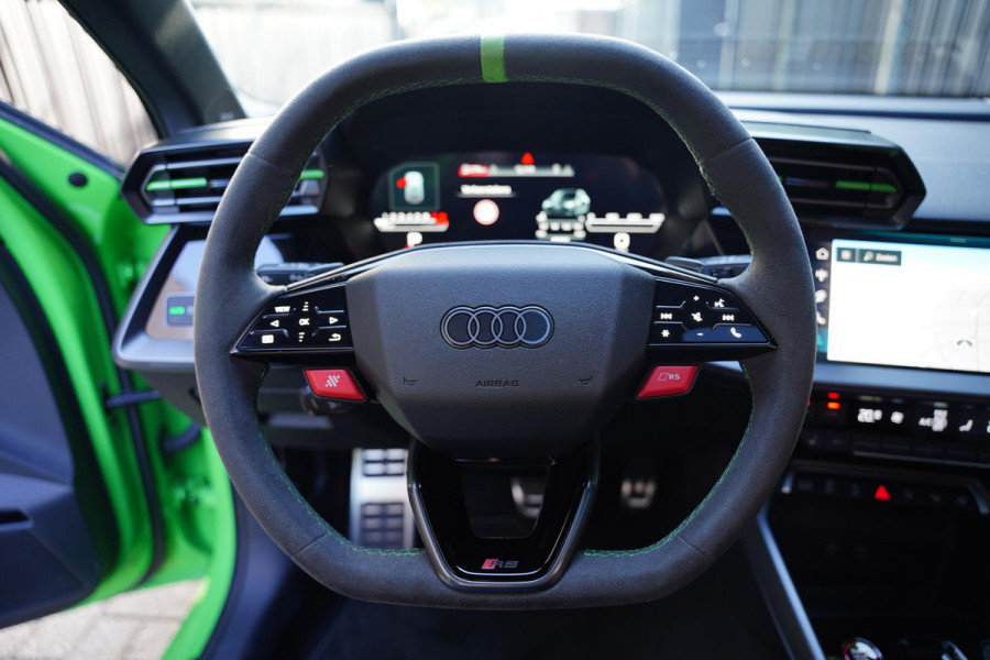 Audi RS 3 Sportback 2.5 TFSI Quattro / Kialamygreen / Panoramadak / SONOS