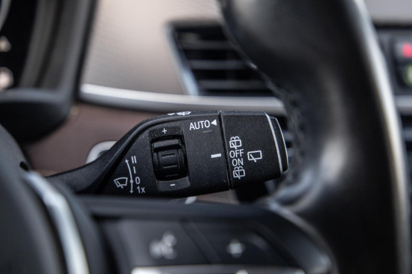 BMW X2 xDrive25e High Executive M PAKKET / CARPLAY / CRUISE CONTROLE / BRUIN LEER / STOELVERWARMING