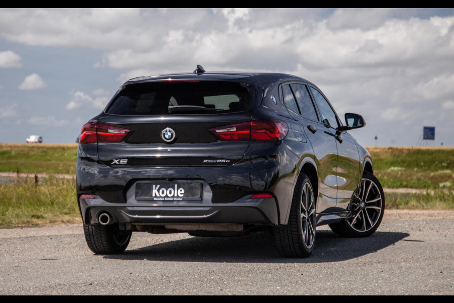 BMW X2 xDrive25e High Executive M PAKKET / CARPLAY / CRUISE CONTROLE / BRUIN LEER / STOELVERWARMING