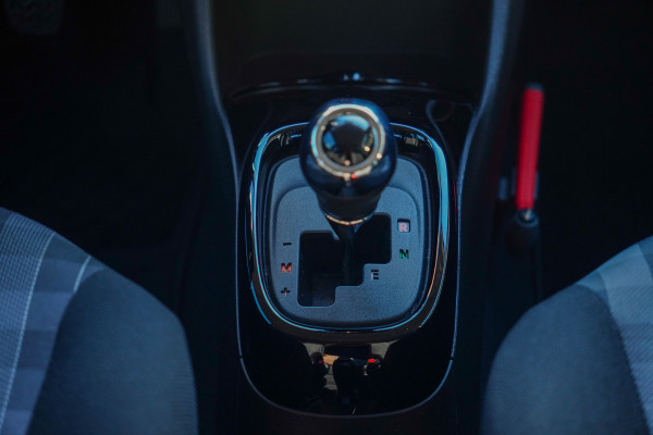 Peugeot 108 1.0 e-VTi Allure Automaat Automaat | Camera | Apple CarPlay | Airco