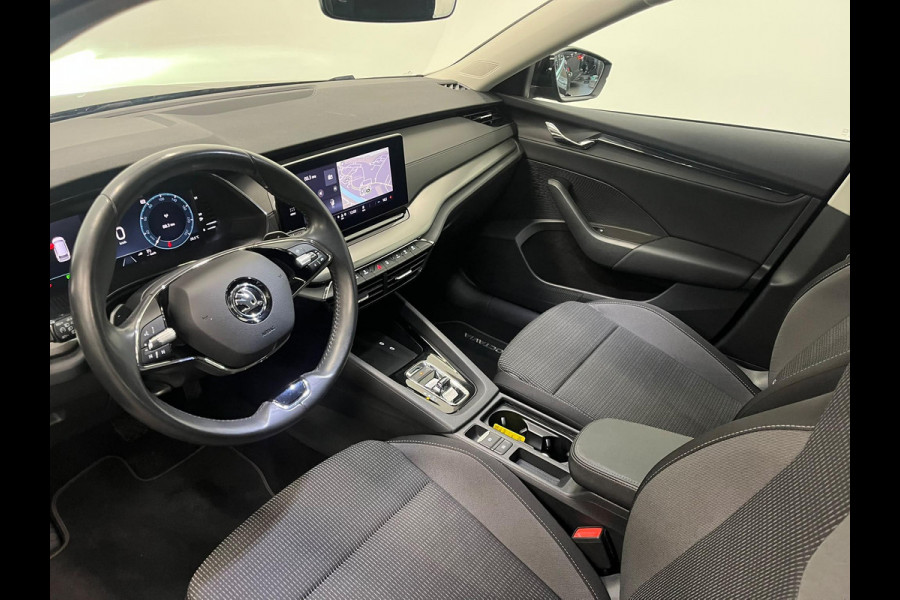 Škoda Octavia Combi 1.0 e-TSI Business Edition Trekhaak Airco ECC Navi Wireless Carplay PDC VA Full LED Virtual Cockpit Cruise Control
