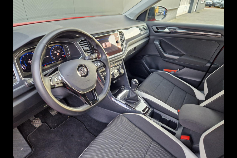 Volkswagen T-Roc 1.5 TSI Sport 150Pk /1e eigenaar/Org NL!Nap!