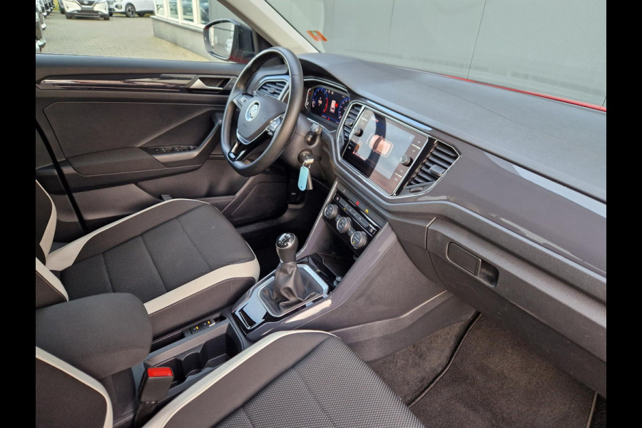 Volkswagen T-Roc 1.5 TSI Sport 150Pk /1e eigenaar/Org NL!Nap!