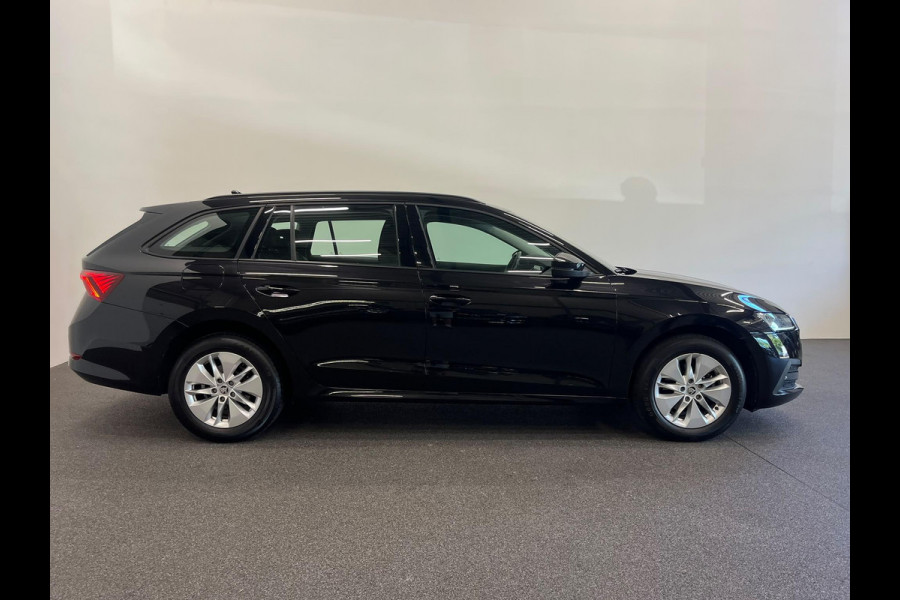 Škoda Octavia Combi 1.0 e-TSI Business Edition Trekhaak Airco ECC Navi Wireless Carplay PDC VA Full LED Virtual Cockpit Cruise Control