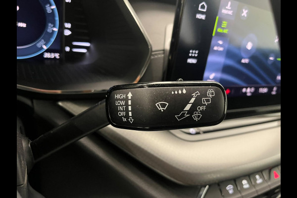 Škoda Octavia Combi 1.0 e-TSI Business Edition Trekhaak Airco ECC Navi Wireless Carplay PDC VA Full LED Virtual Cockpit Cruise Control