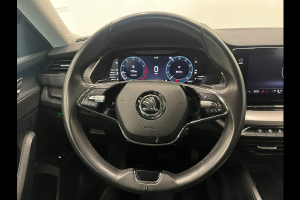 Škoda Octavia Combi 1.0 e-TSI Business Edition Trekhaak Airco ECC Navi Wireless Carplay PDC VA Full LED Virtual Cockpit Cruise Control