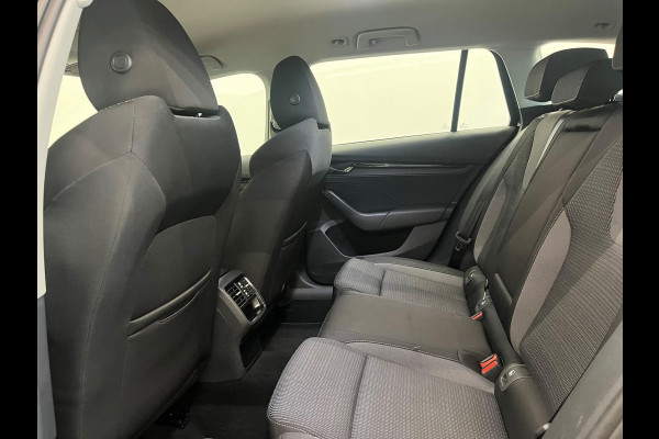 Škoda Octavia Combi 1.0 e-TSI Business Edition Trekhaak Airco ECC Navi Wireless Carplay PDC VA Full LED Virtual Cockpit Cruise Control