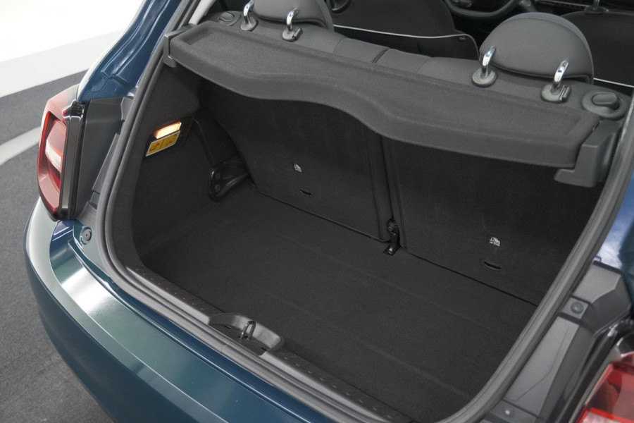 Fiat 500 Urban 42 kWh | 96,9% SOH | 3 Fase Laadfunctie | Camera | Apple Carplay | Parkeersensoren