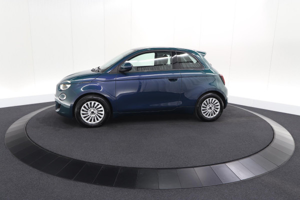 Fiat 500 Urban 42 kWh | 96,9% SOH | 3 Fase Laadfunctie | Camera | Apple Carplay | Parkeersensoren