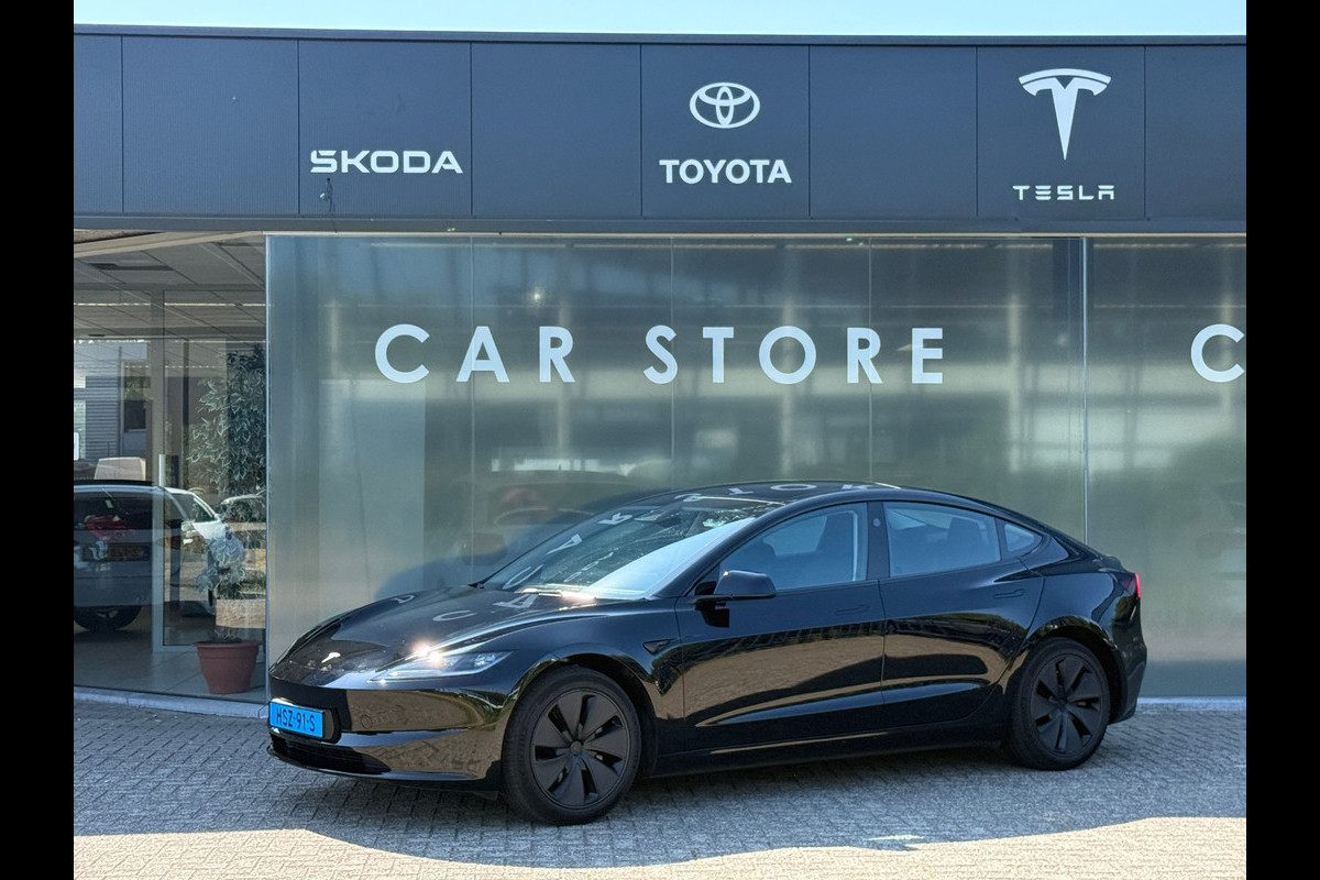 Tesla Model 3 Premium Long Range RWD 78 kWh TAXI RIJKLAAR INCL CABMAN METER