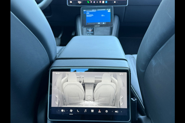 Tesla Model 3 Premium Long Range RWD 78 kWh TAXI RIJKLAAR INCL CABMAN METER