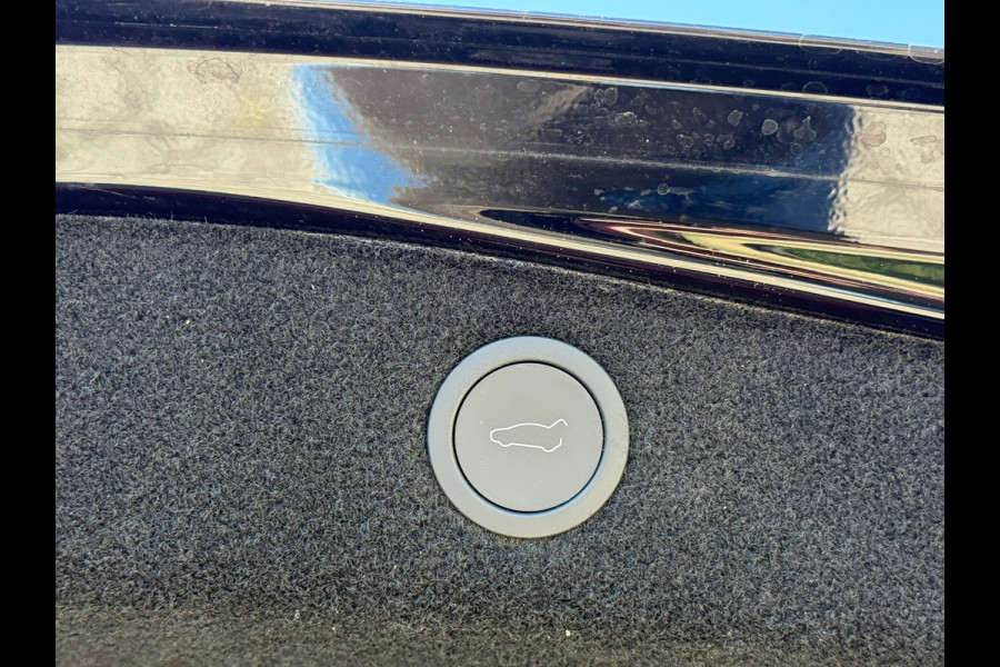 Tesla Model 3 Premium Long Range RWD 78 kWh TAXI RIJKLAAR INCL CABMAN METER