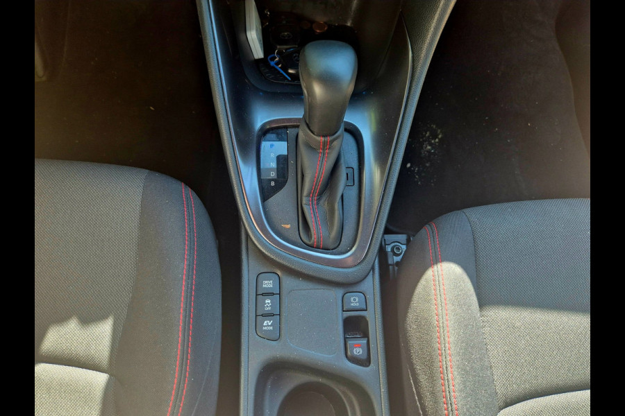 Toyota Yaris 1.5 Hybrid GR Sport . navigatie . Camera