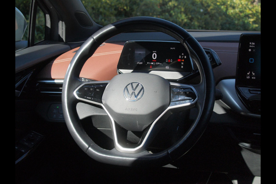 Volkswagen ID.4 Business 77 kWh | Camera | Trekhaak | Sfeerverlichting | Style Plus Pakket | NL-Auto |