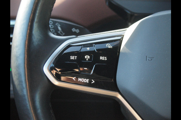 Volkswagen ID.4 Business 77 kWh | Camera | Trekhaak | Sfeerverlichting | Style Plus Pakket | NL-Auto |