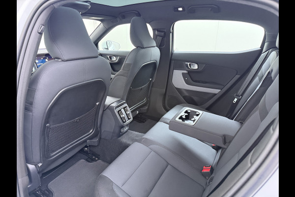 Polestar 2 Long Range Warmtepomp Panoramadak Head-up display Harman&Kardon®-Audio Camera Stoel+Stuur+Achterbankverwarming Elek.Achterklep G Elek.Stoel+Memory Apple Carplay Android Auto Lmv Led-Pixel Keyless 1e Eigenaar Dealeronderhouden Origineel Nederlandse Auto